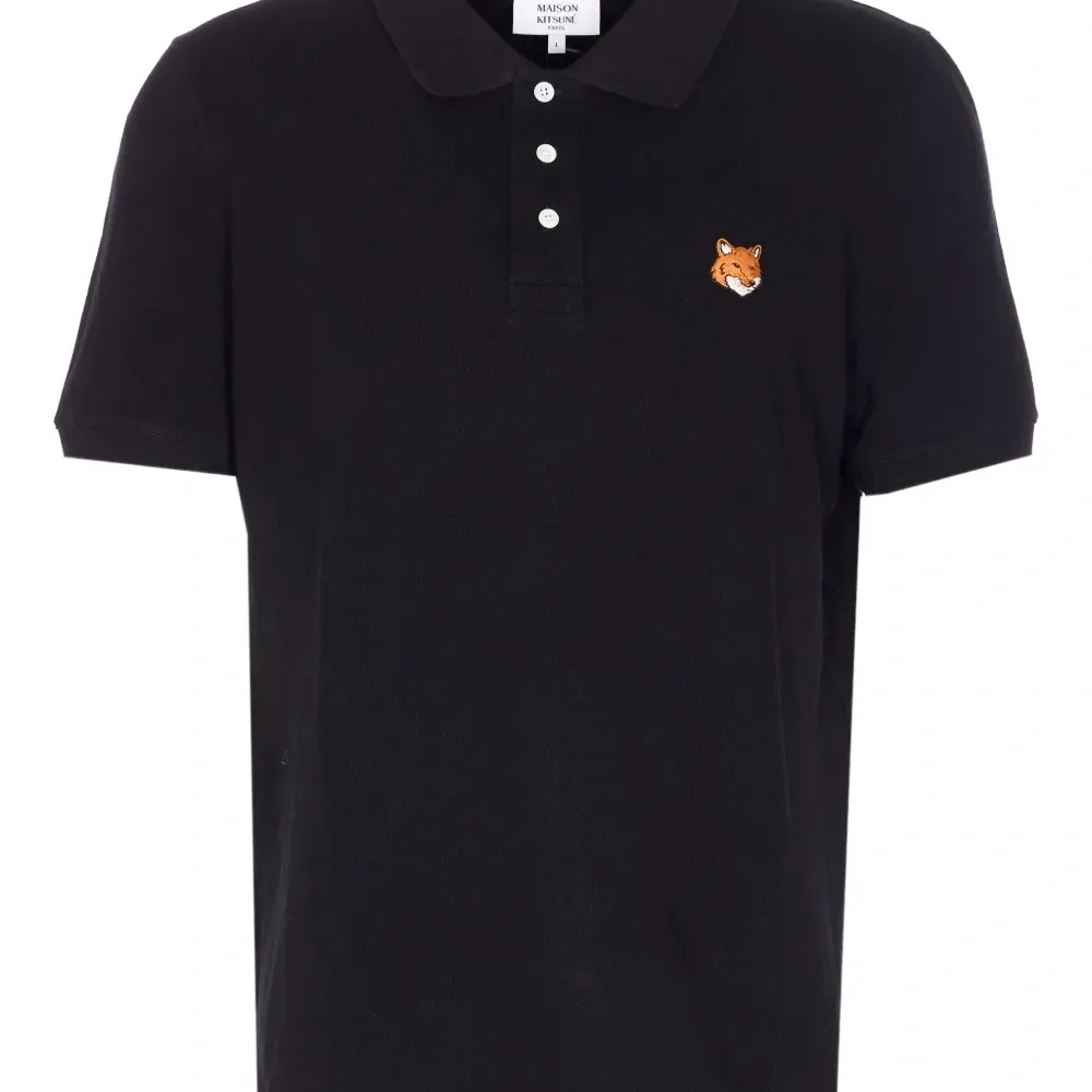 Поло с короткими рукавами и вышивкой