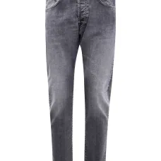 Джинсы с пятью карманами