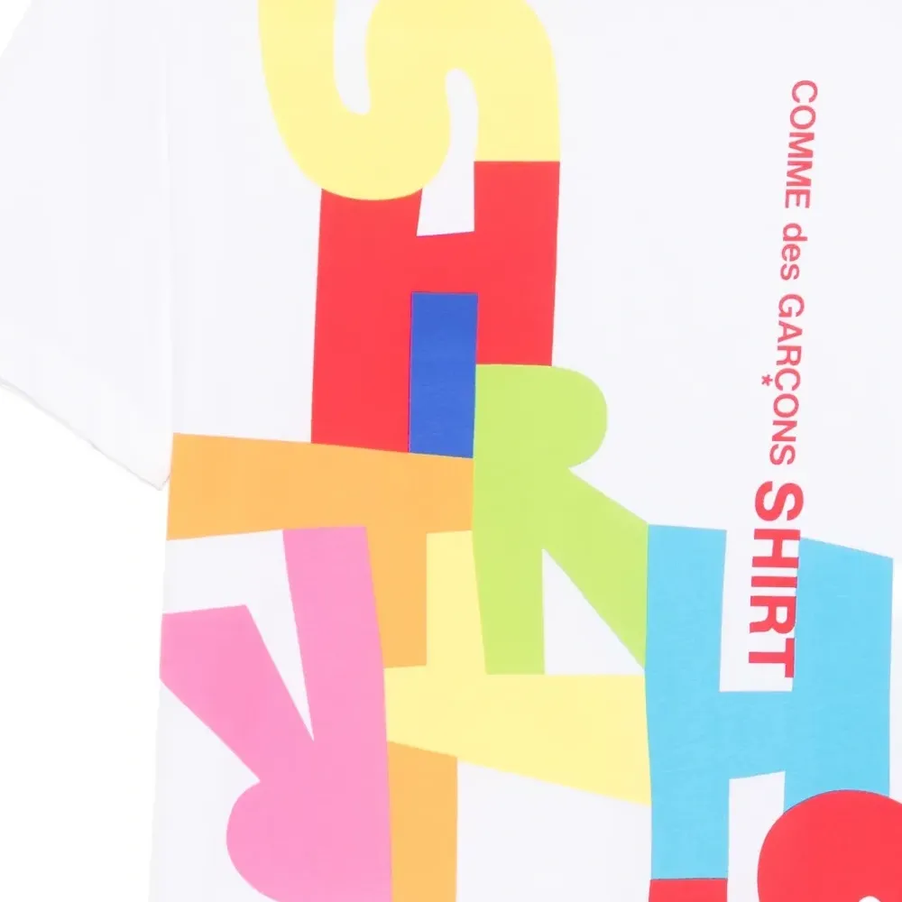 Футболка с графичным принтом