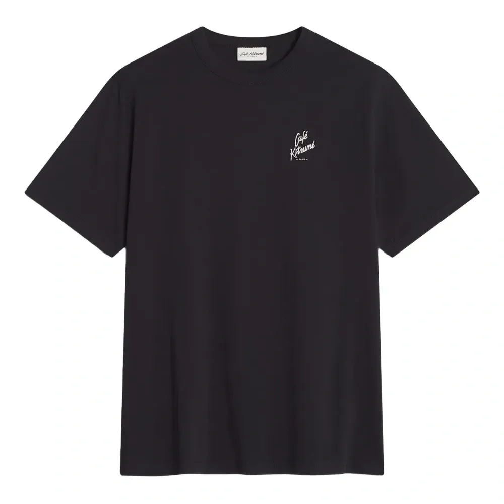 Футболка с вышитым логотипом