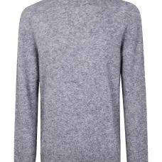 Свитер с высоким воротом