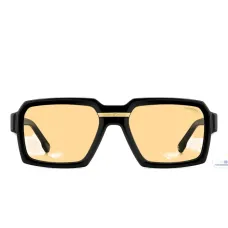 Солнцезащитные очки в квадратной оправе Солнцезащитные очки в квадратной оправе