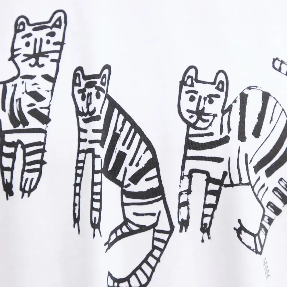 Футболка с тигровым принтом