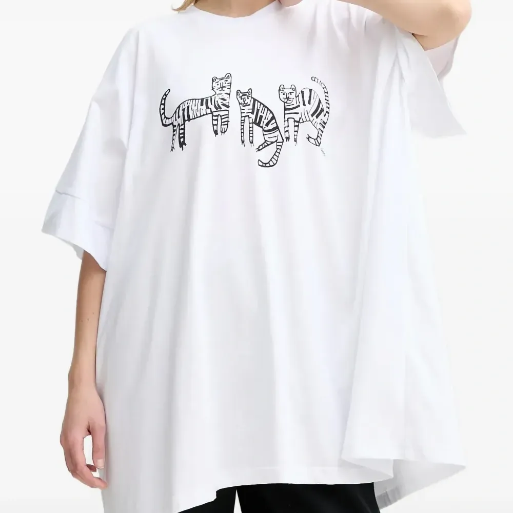 Футболка с тигровым принтом