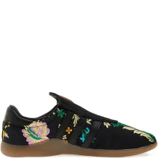 Кроссовки Taekwondo Mei с цветочной вышивкой