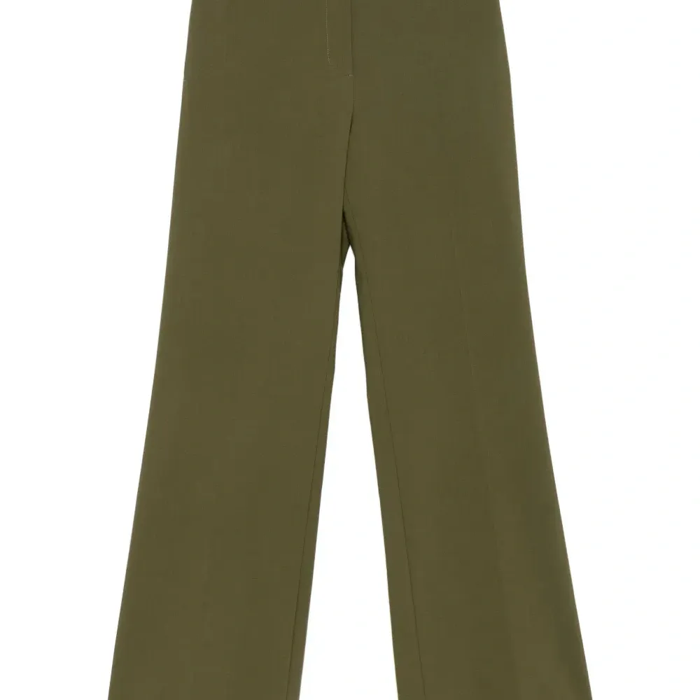 Расклешённые брюки