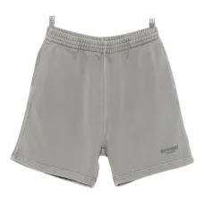 Ультракороткие спортивные шорты