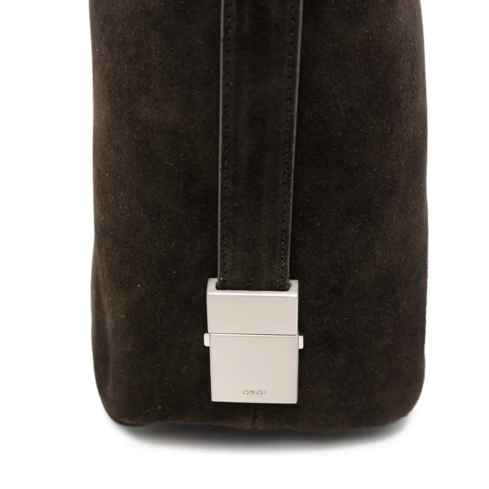 Сумка-тоут из замши с пряжкой