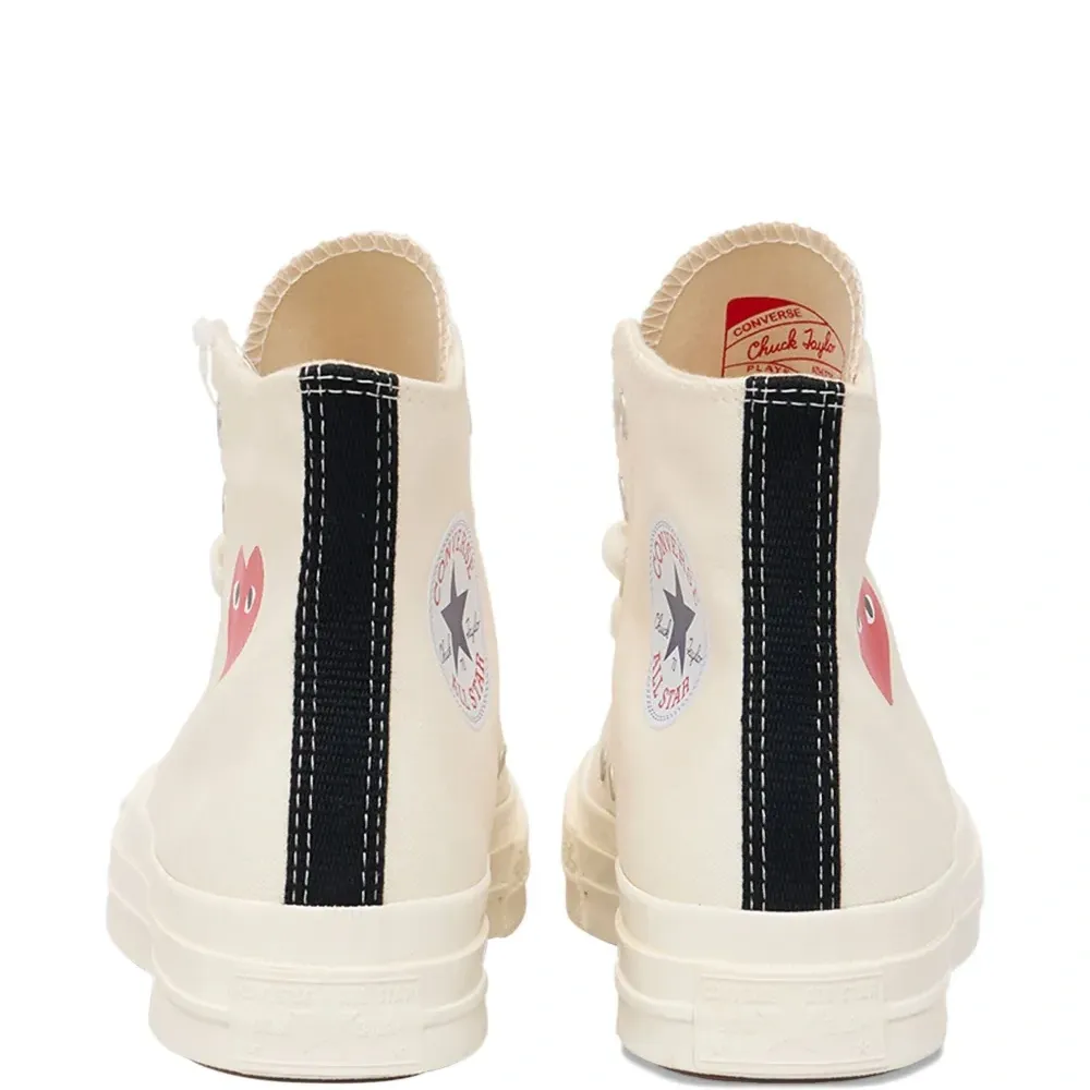 Кеды из коллаборации с Converse Кеды из коллаборации с Converse