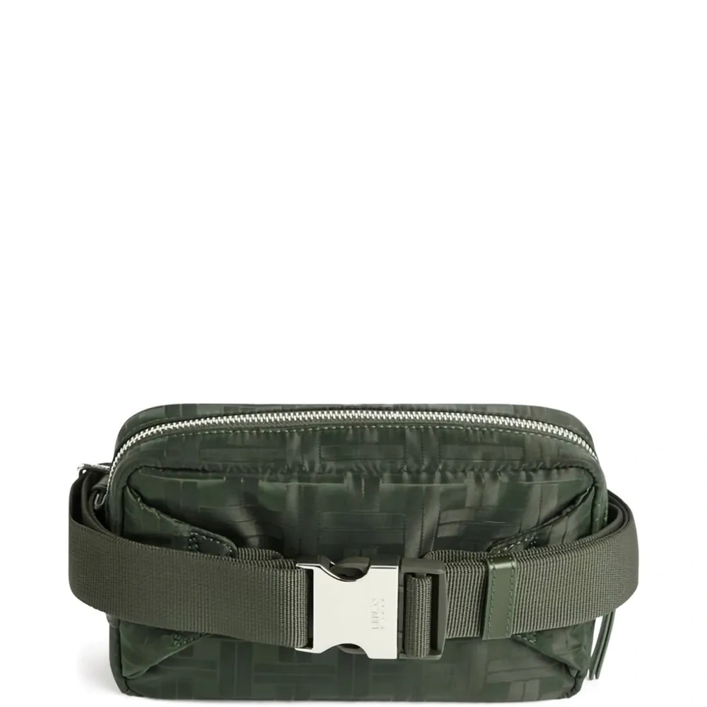 Сумка на пояс с монограммным узором