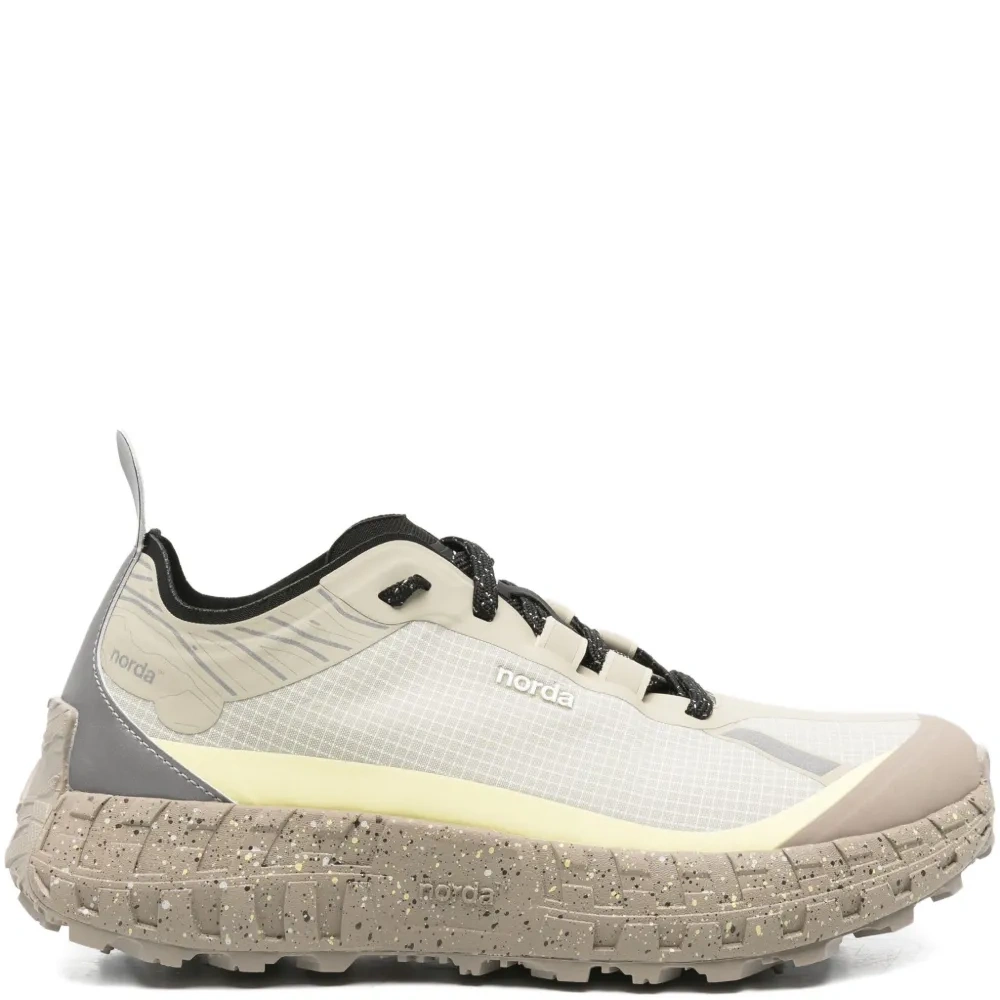 Кроссовки 001A с сетчатыми вставками