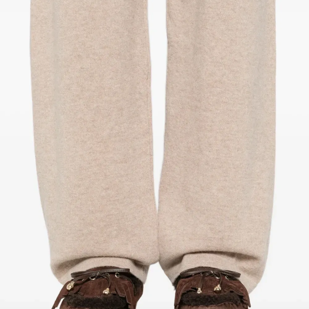 Брюки на резинке