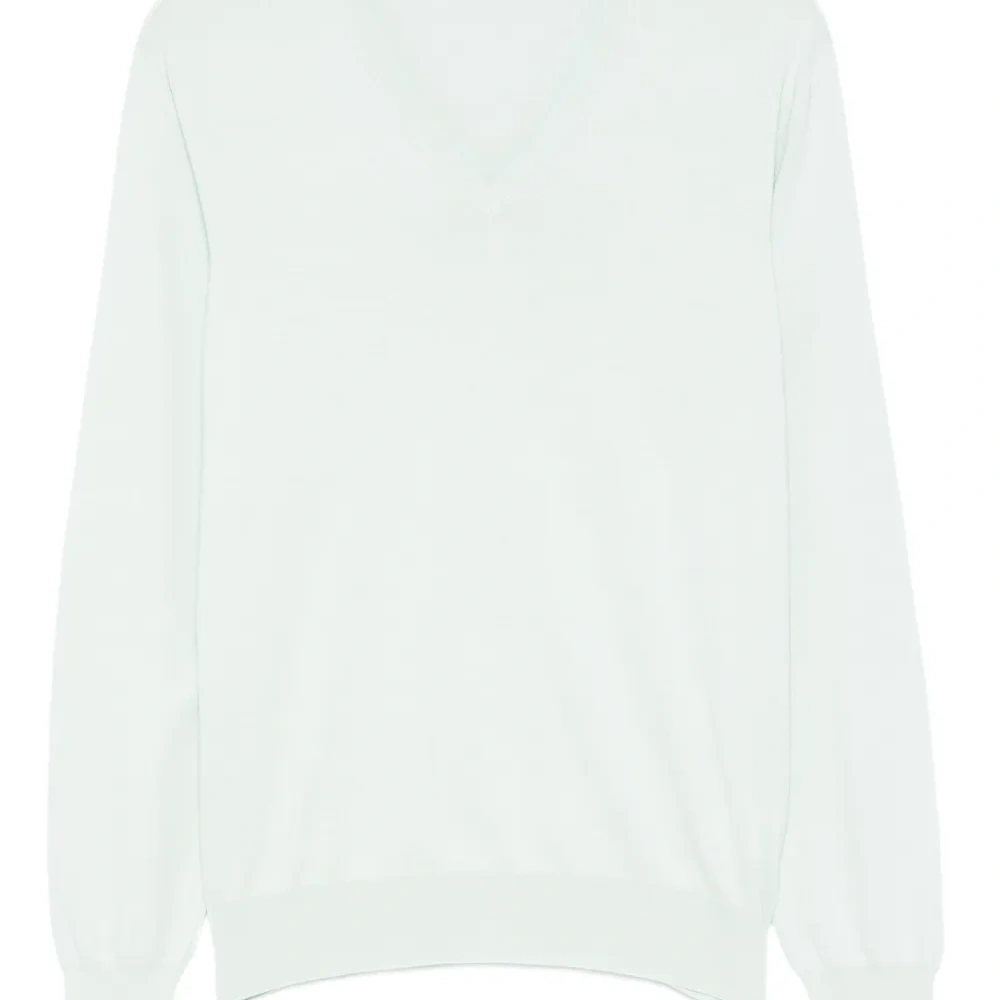 Джемпер с V-образным вырезом и длинными рукавами