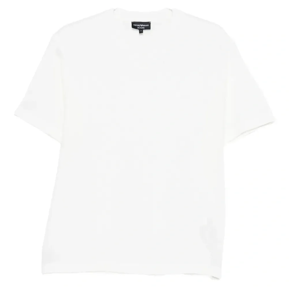 Футболка с V-образным вырезом