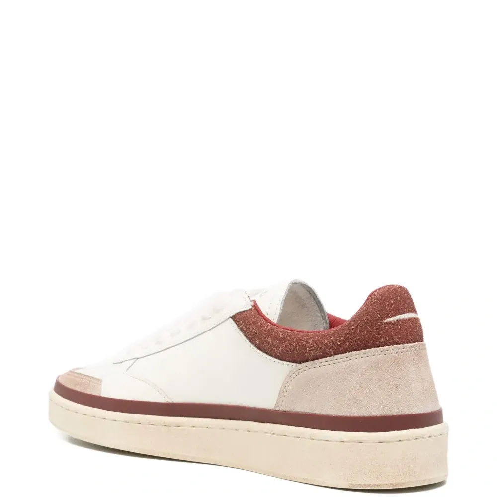 Кожаные кроссовки