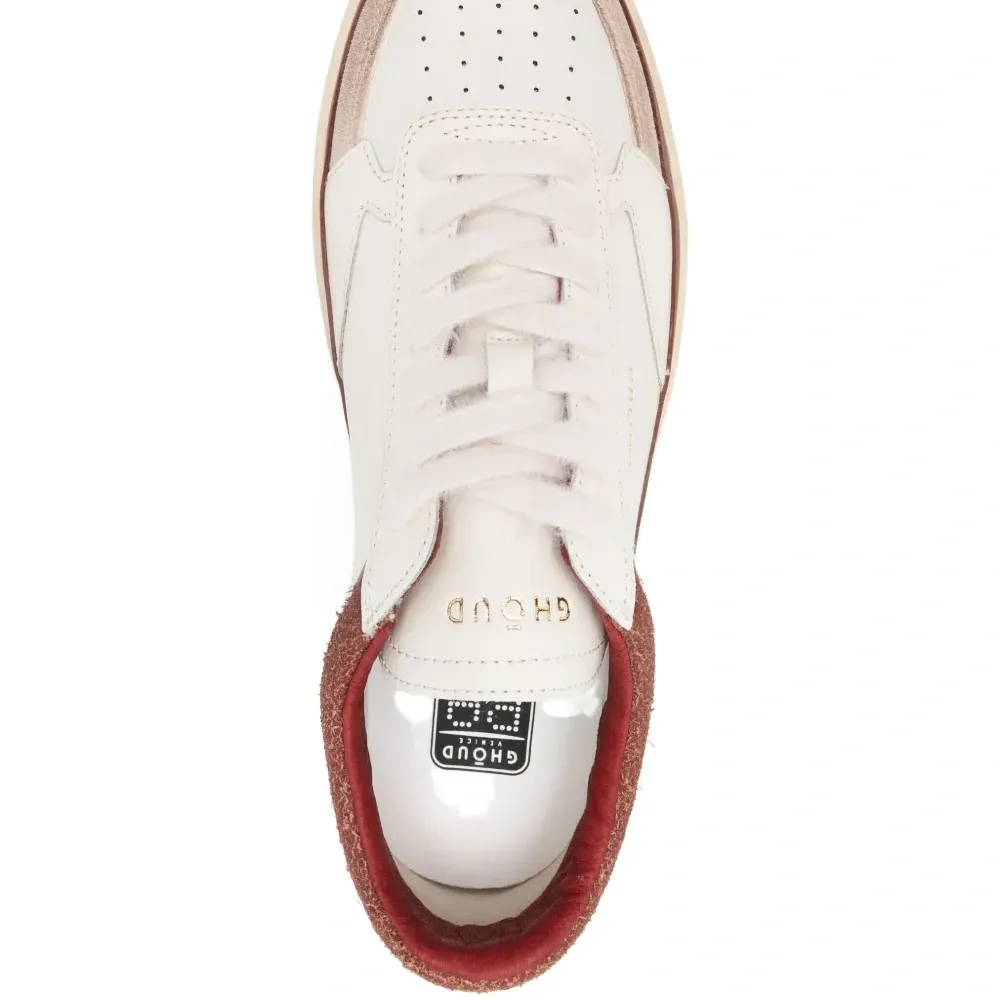 Кожаные кроссовки