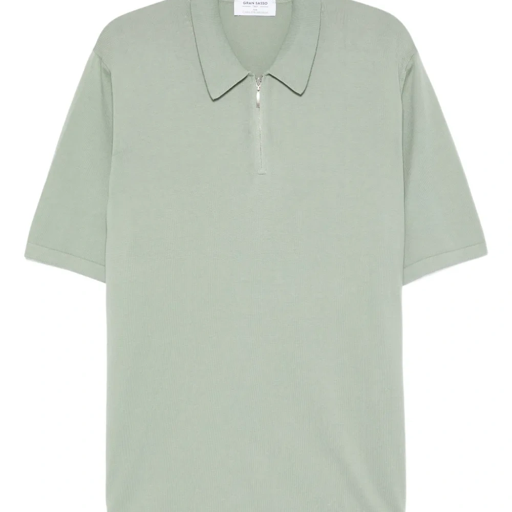 Поло на молнии до середины