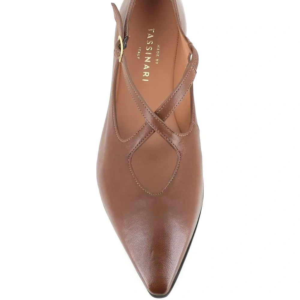 Кожаные балетки с ремешками и пряжкой