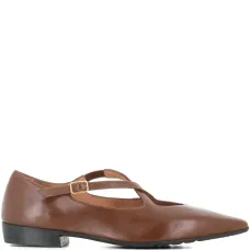 Кожаные балетки с ремешками и пряжкой