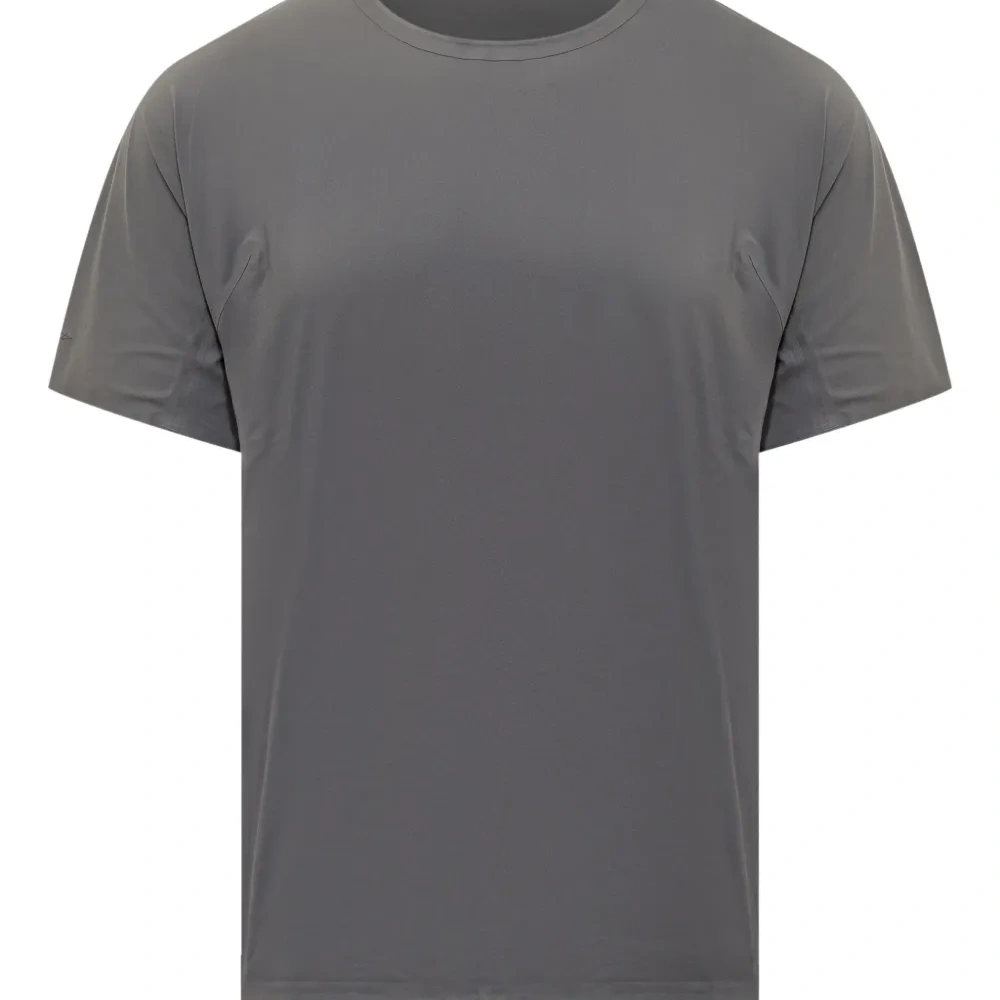 Футболка с короткими рукавами