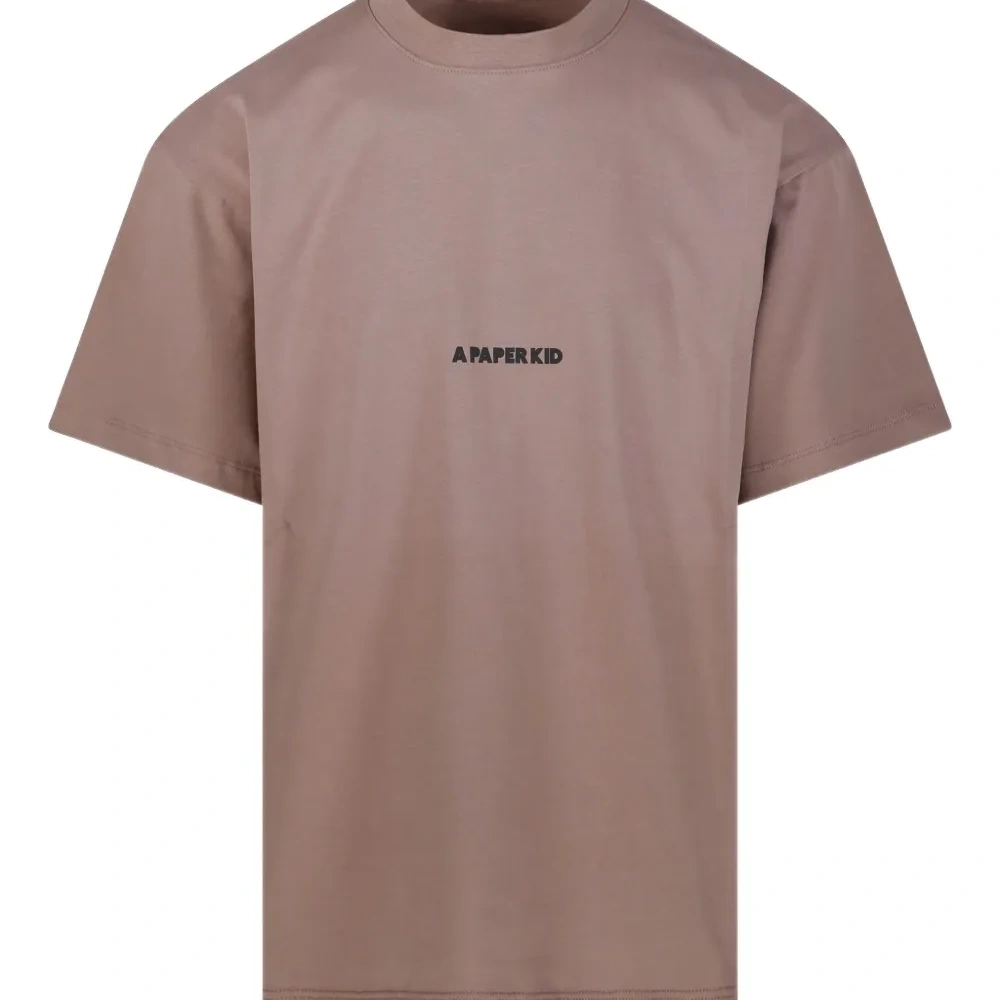 Футболка с логотипом