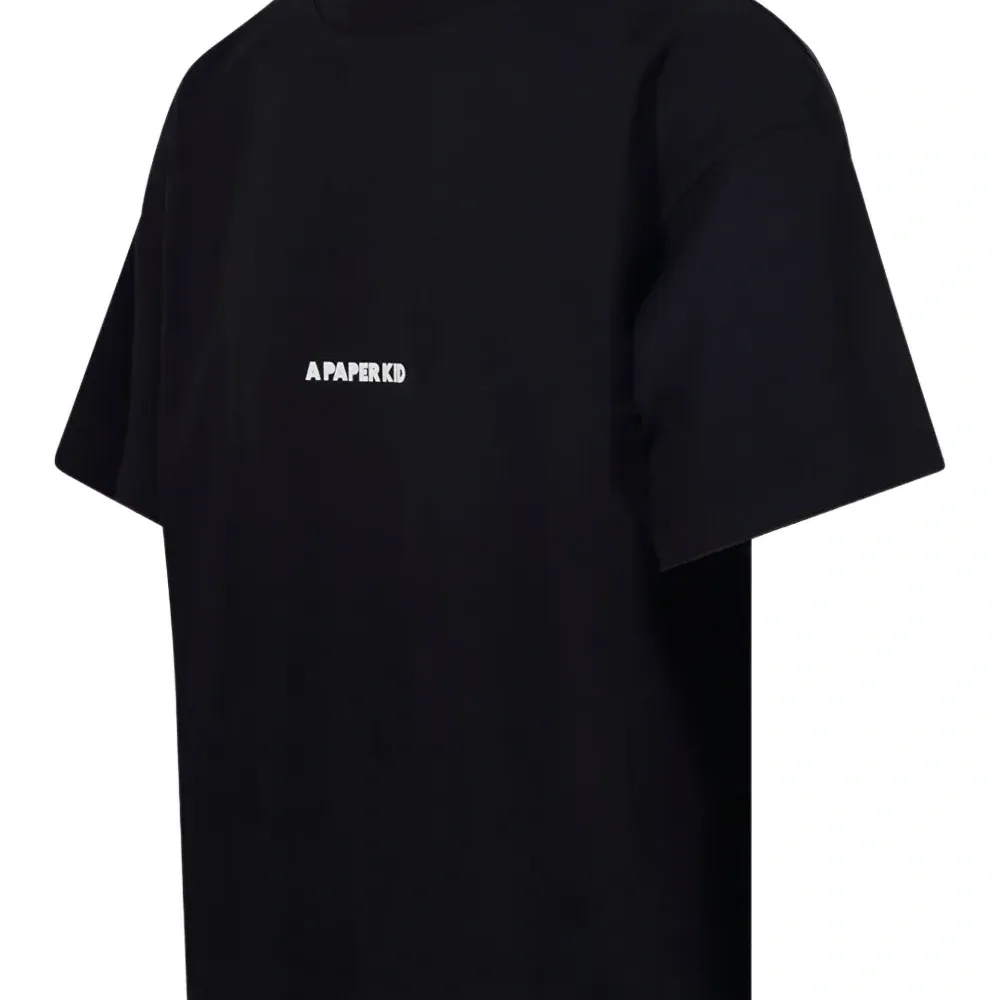 Футболка с логотипом