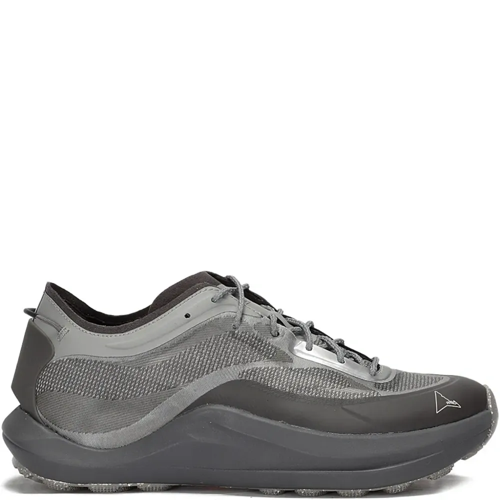 Кроссовки Sella на шнуровке