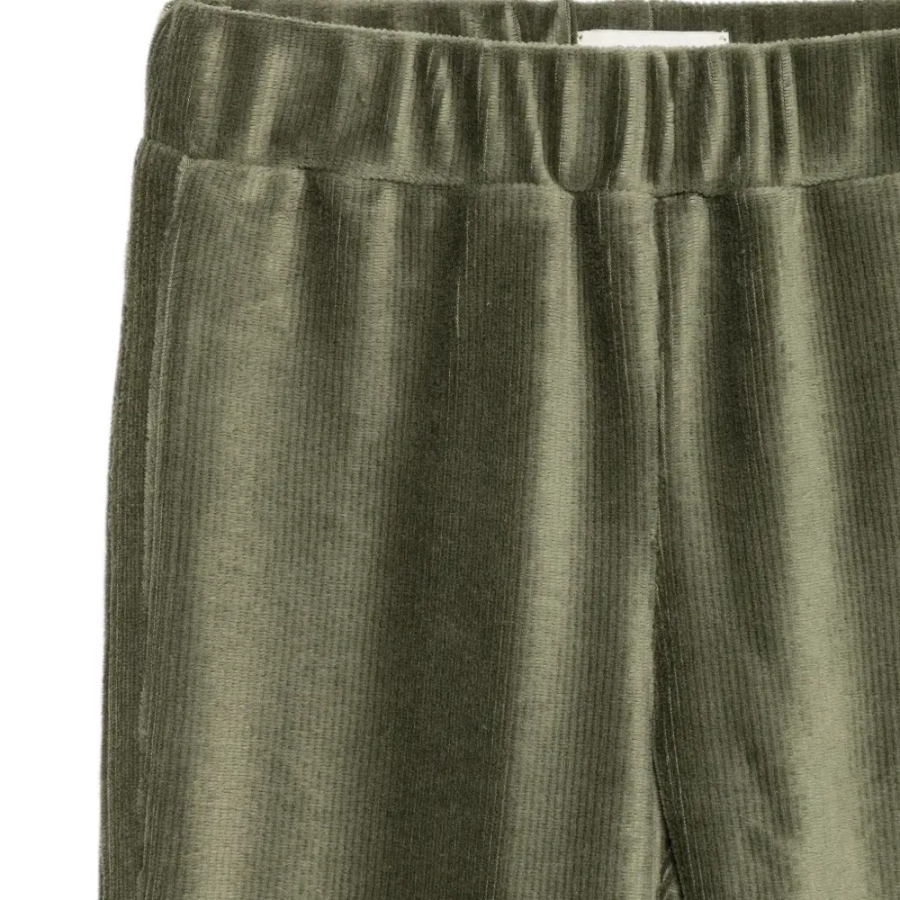 Вельветовые расклешённые брюки