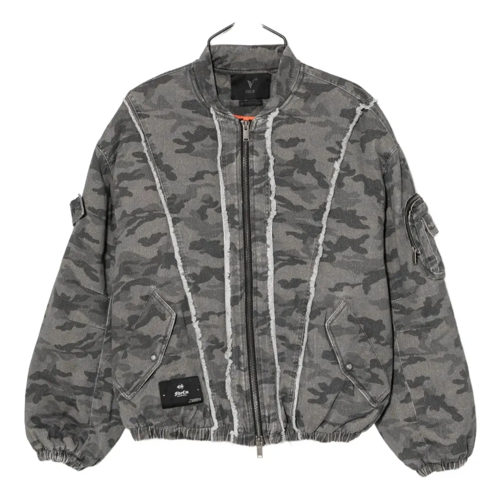 Бомбер с камуфляжным принтом