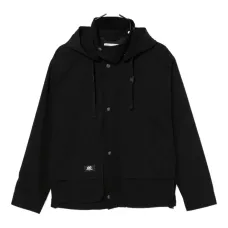 Куртка с нашивкой-логотипом