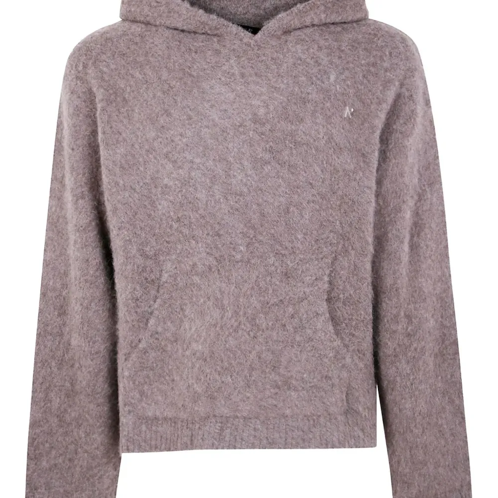 Худи с вышитым логотипом Худи с вышитым логотипом