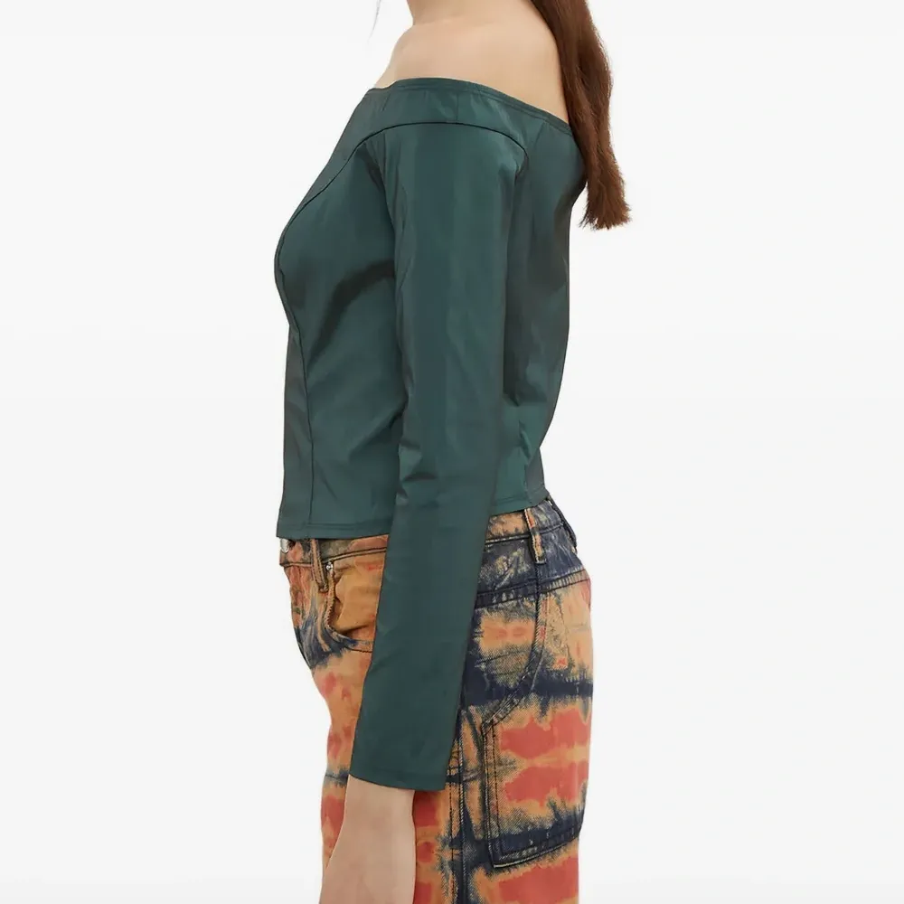 Блузка-корсет с вырезом Бардо