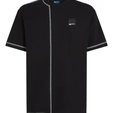 Футболка с нашивкой-логотипом