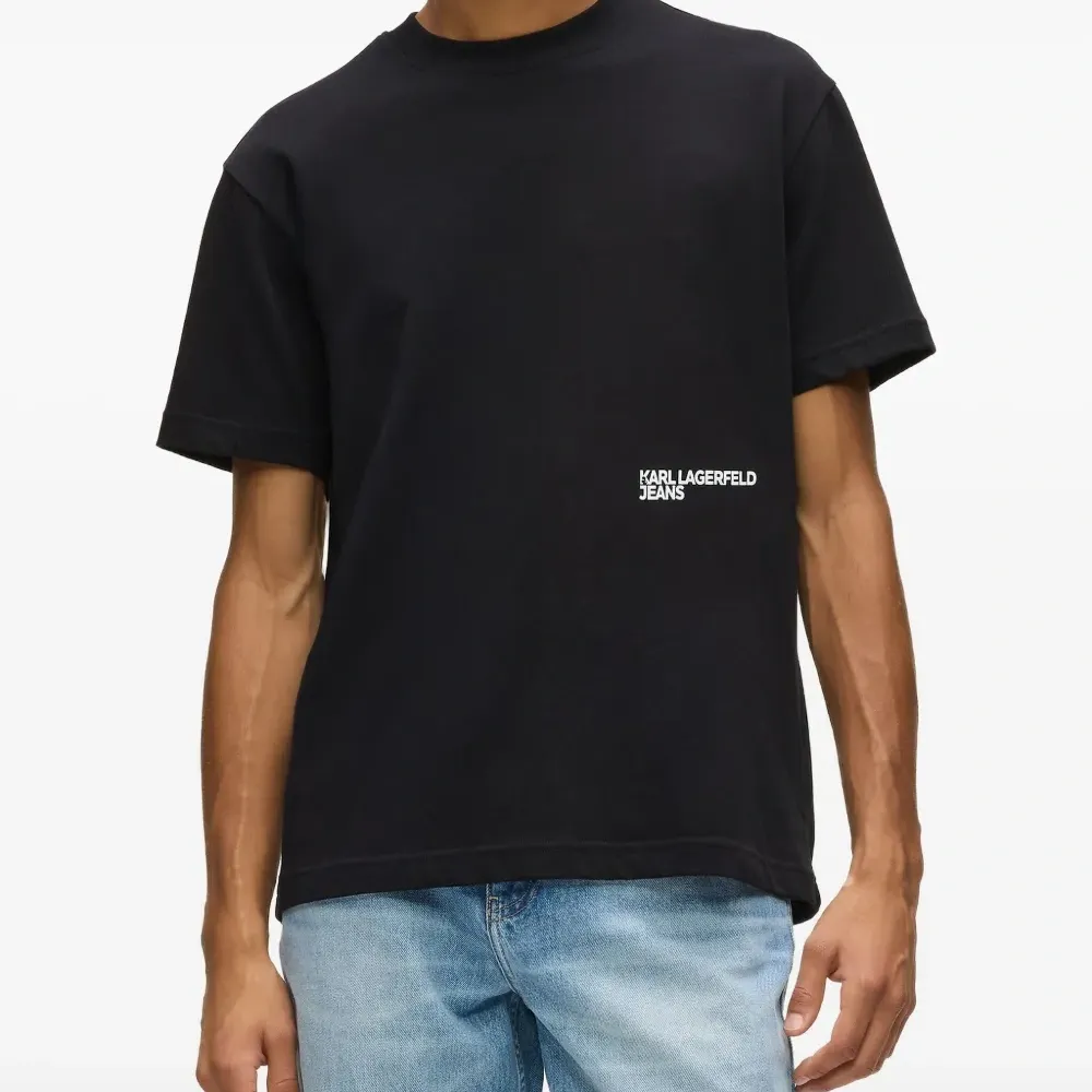 Футболка с логотипом Футболка с логотипом