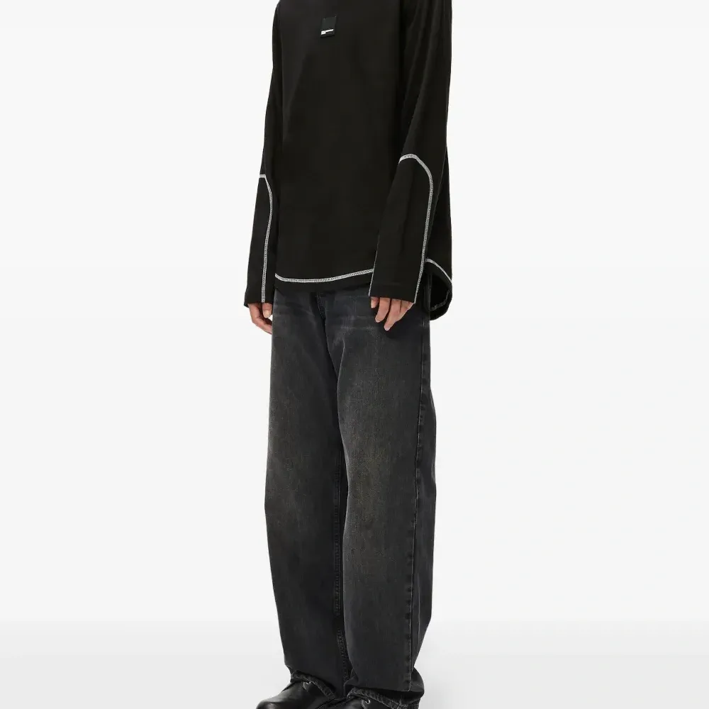 Футболка с длинными рукавами