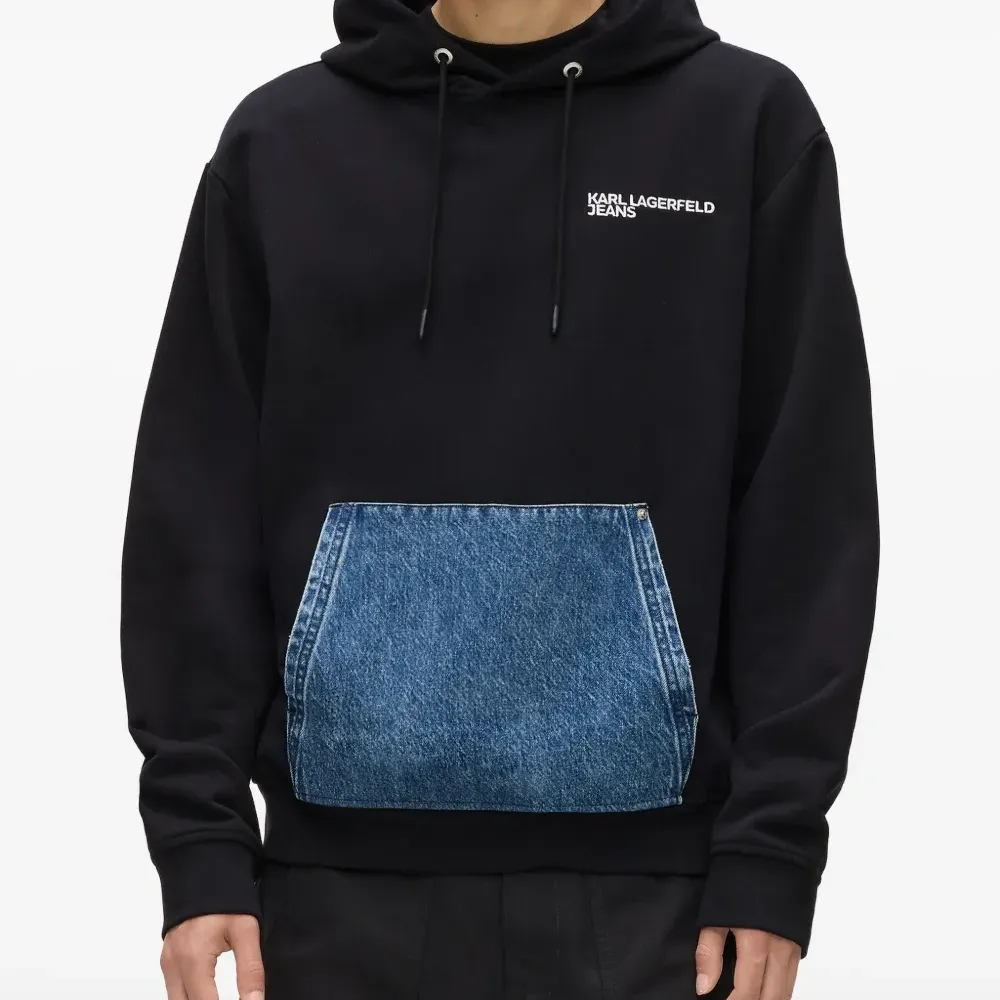 Худи с карманом из денима