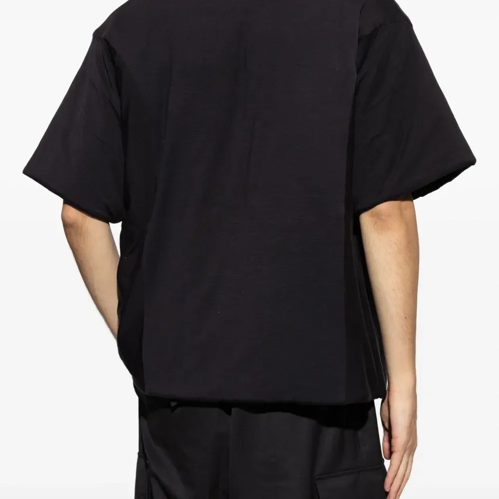 Футболка с принтом логотипа