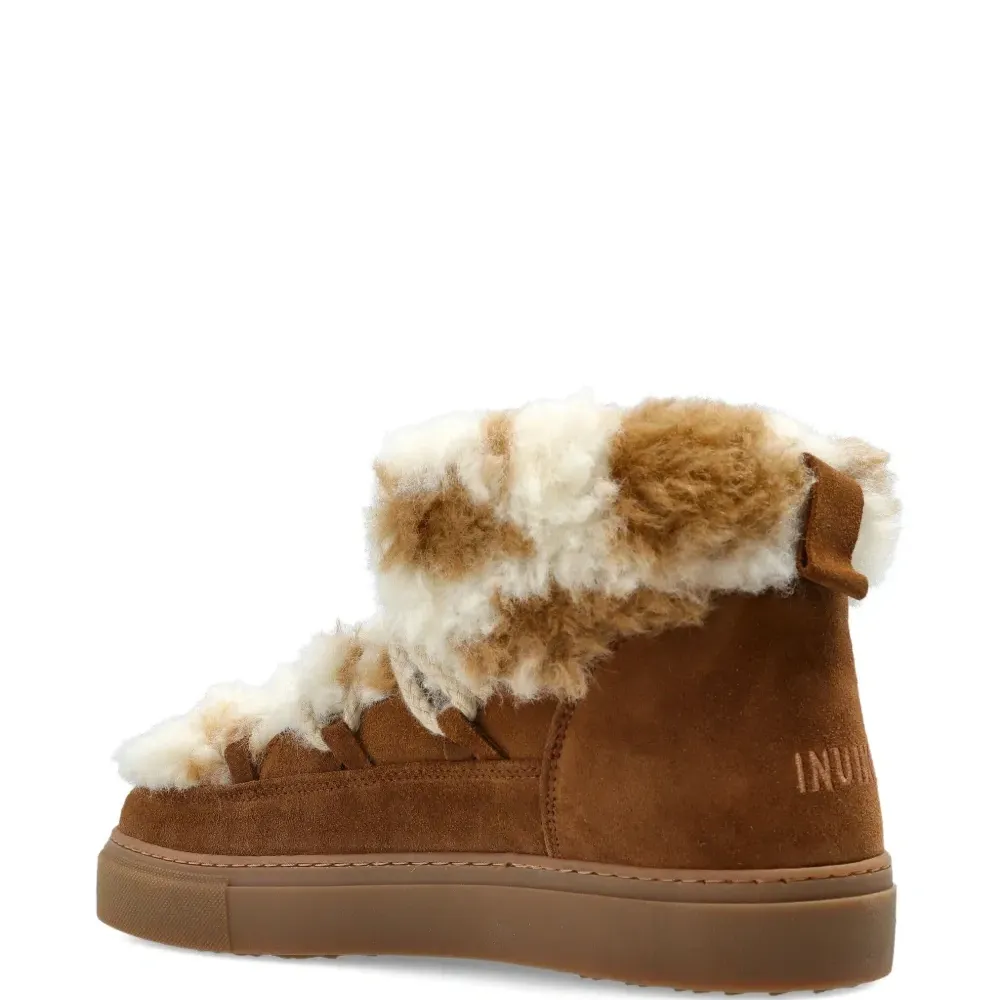 Кроссовки на шнуровке с мехом