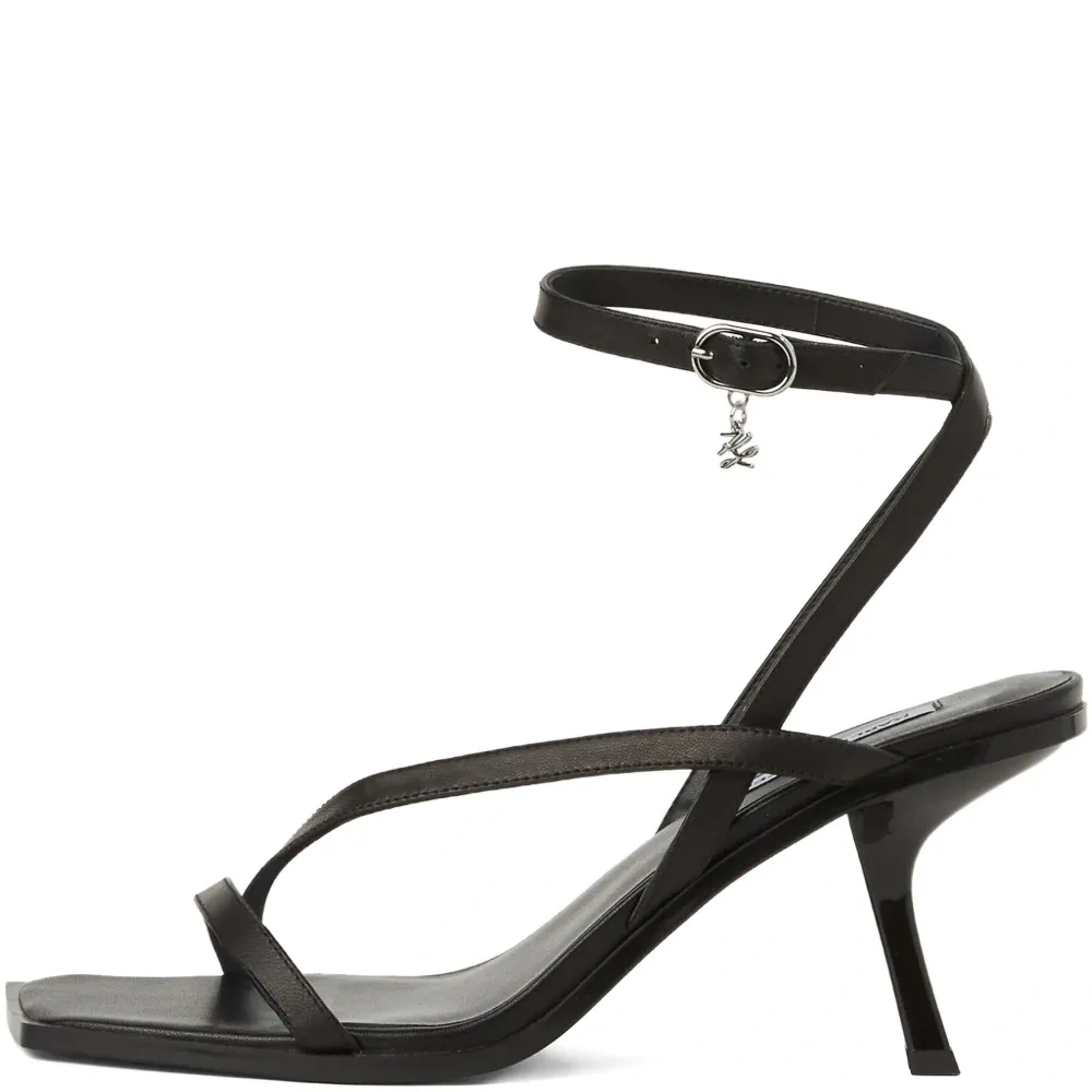 Босоножки Karmel с ремешком на щиколотке