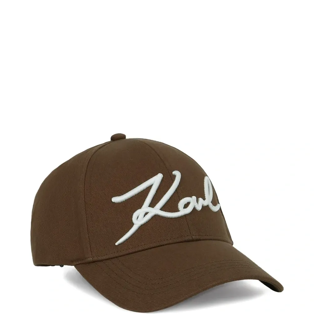 Бейсболка Signature