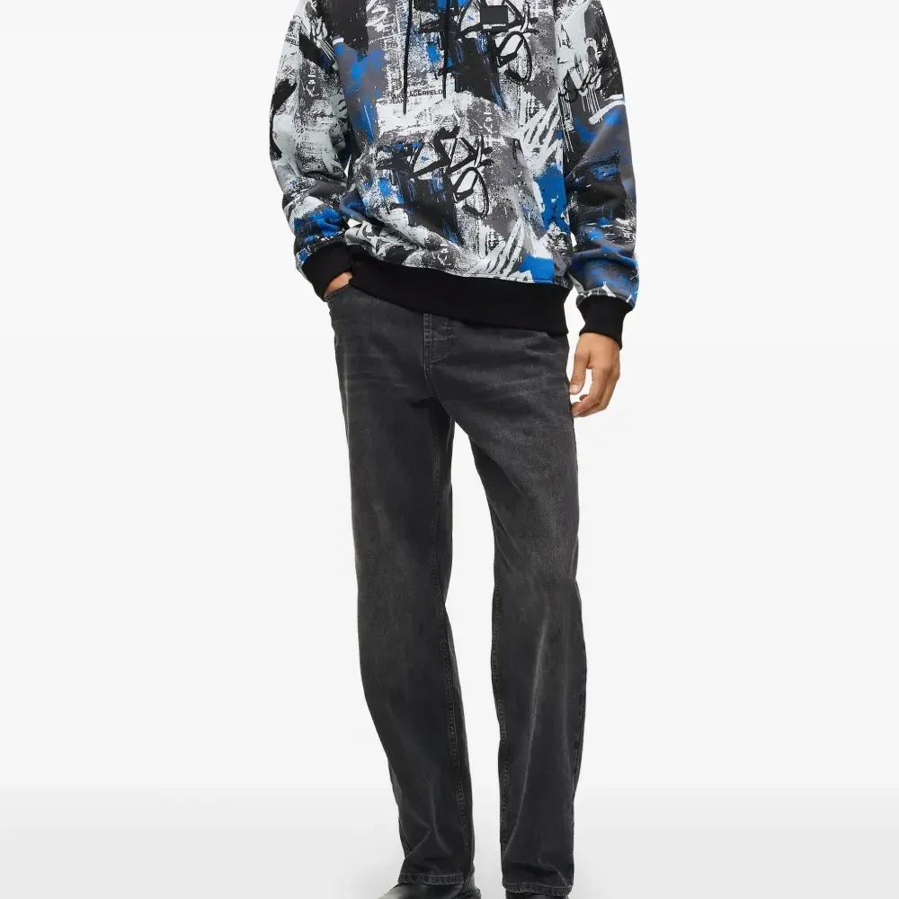 Худи с абстрактным принтом