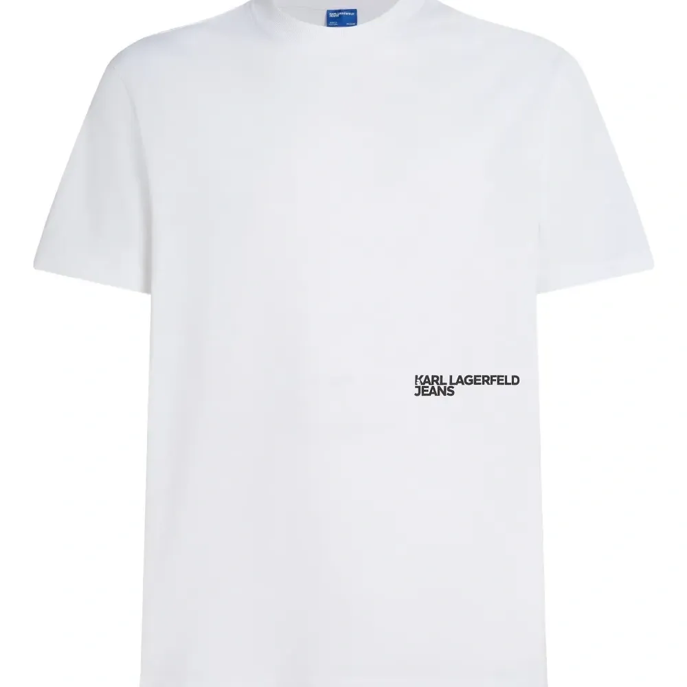 Футболка с логотипом