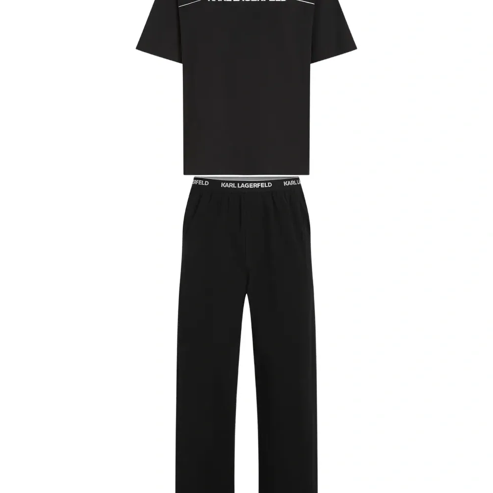 Пижама с логотипом