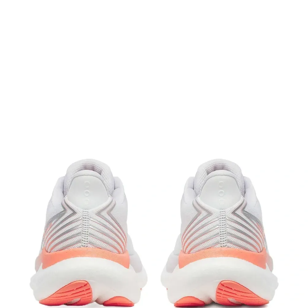 Кроссовки из сетчатого материала на плоской подошве