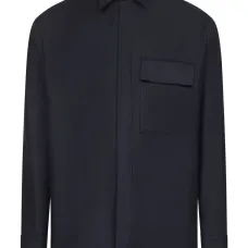 Рубашка с накладными карманами и манжетами на пуговицах Рубашка с накладными карманами и манжетами на пуговицах