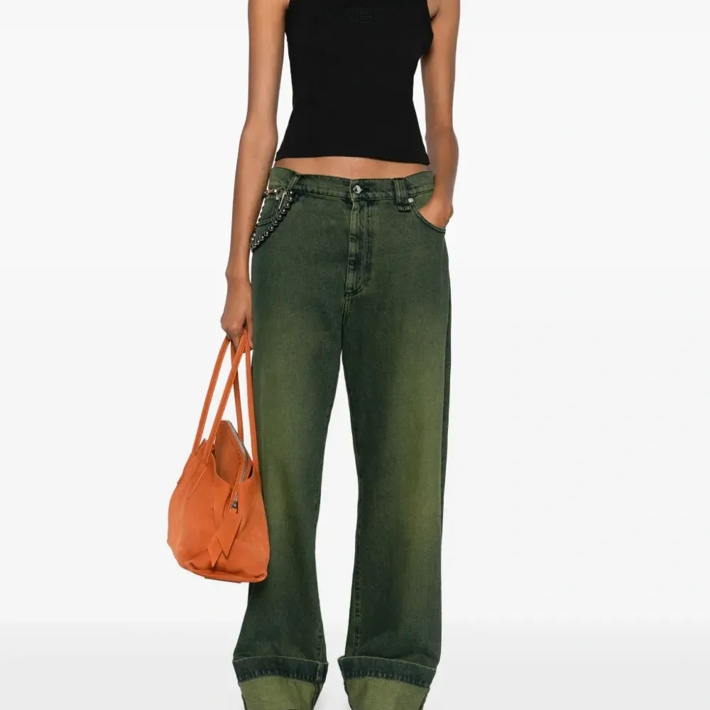 Майка с вышитым логотипом