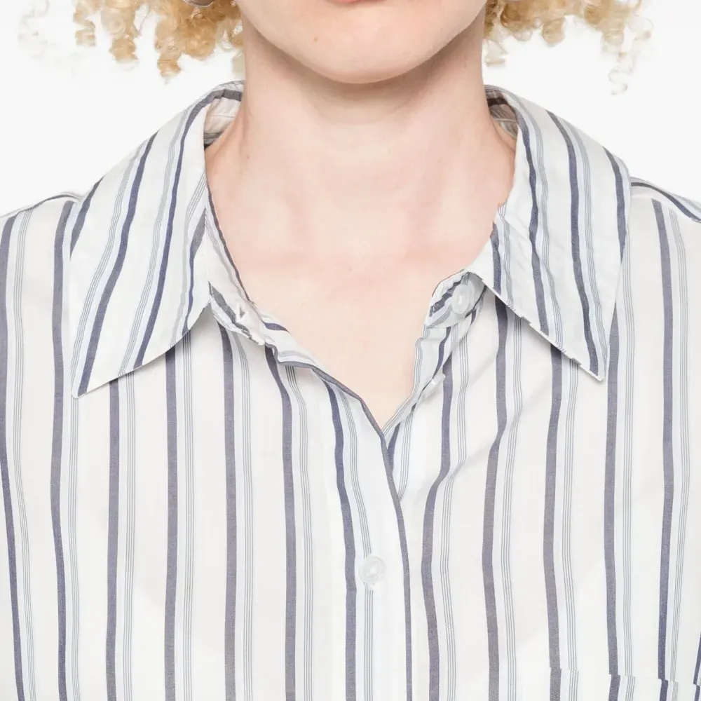 Рубашка в полоску с карманом