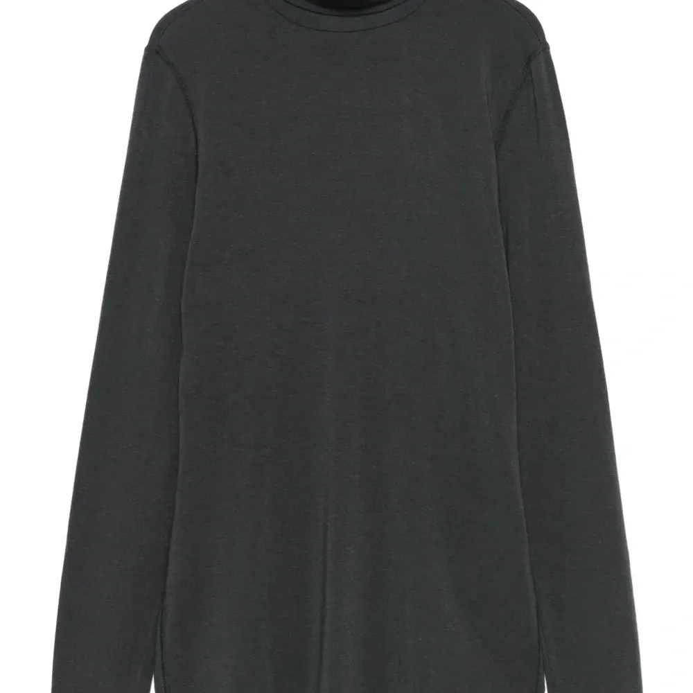 Водолазка с длинными рукавами