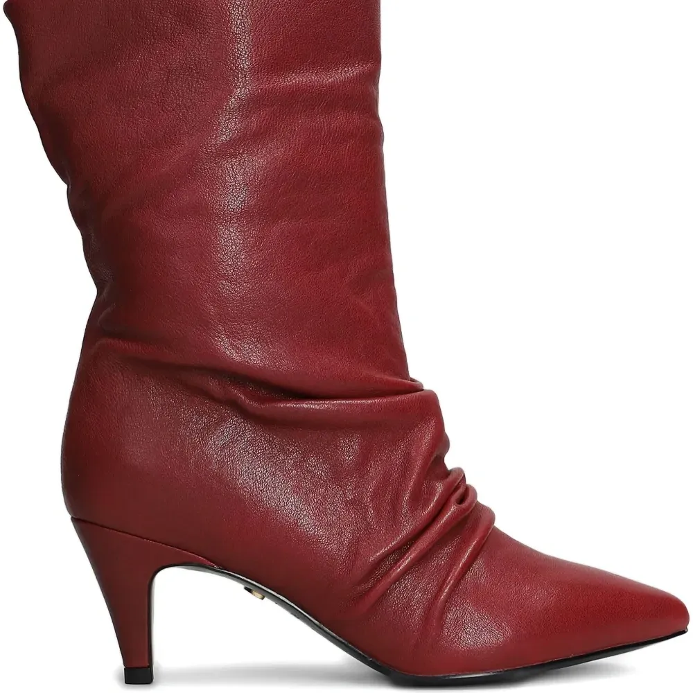 Сапоги Laika со сборкой, каблук 55 мм Сапоги Laika со сборкой, каблук 55 мм