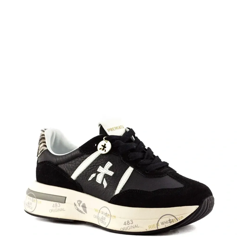 Кожаные кроссовки Cassie с вставками под зебру Кожаные кроссовки Cassie с вставками под зебру